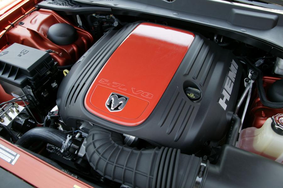  Dodge Charger Daytona R/T 2006 года  (фото 14 из 38)